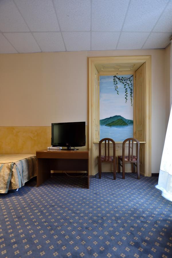 Hotel Milano Ιζέο Εξωτερικό φωτογραφία