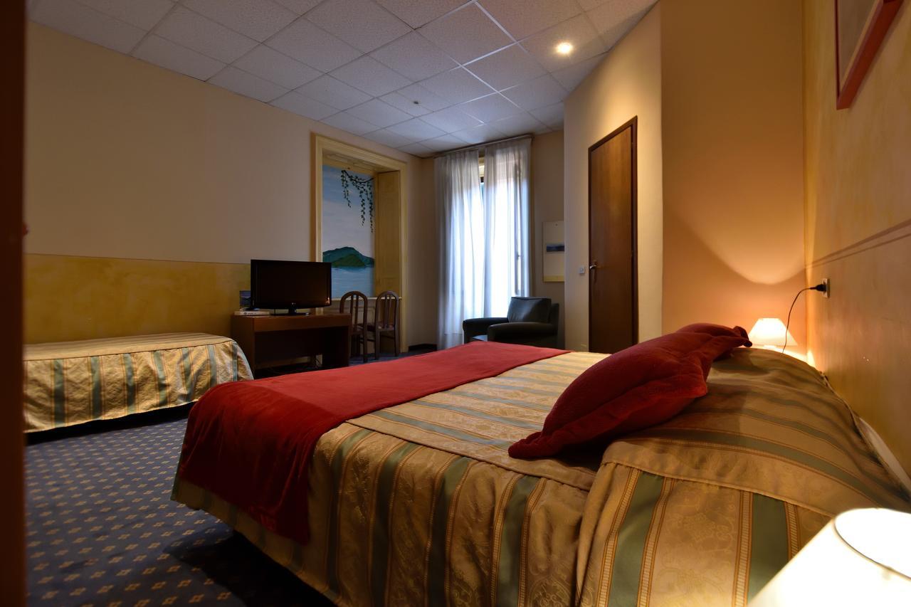 Hotel Milano Ιζέο Εξωτερικό φωτογραφία