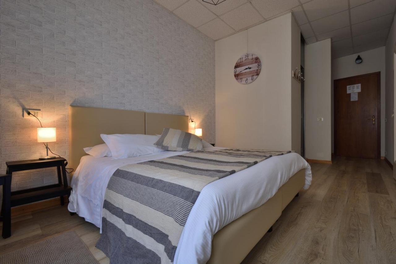Hotel Milano Ιζέο Εξωτερικό φωτογραφία